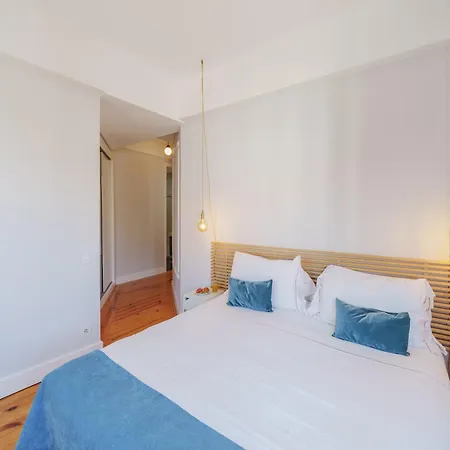 Apartment Stylish For 10 Guests Porto